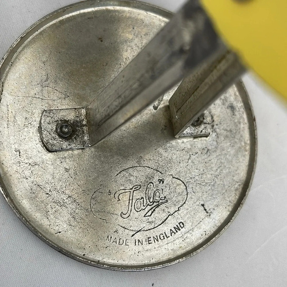 VINTAGE MCM 50’s Tala Potato Ricer Bright Yellow Manual Made In England - Picture 7 of 11